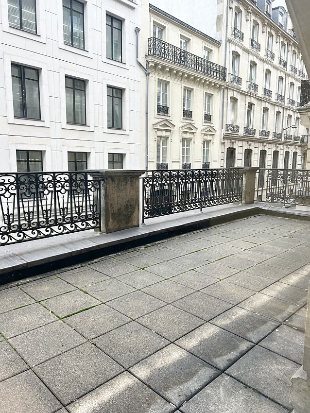 Bureau Location 75009 PARIS 3-5 RUE SAINT GEORGES