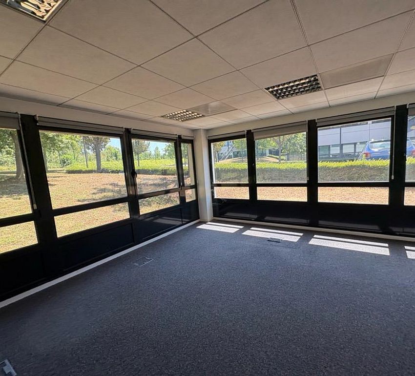 Bureau Location 69800 ST PRIEST 523 COURS DU 3E MILLENAIRE