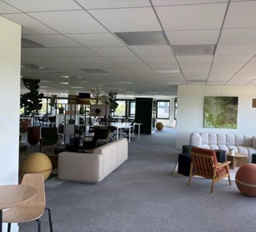 Bureau Location 69800 ST PRIEST 523 COURS DU 3E MILLENAIRE