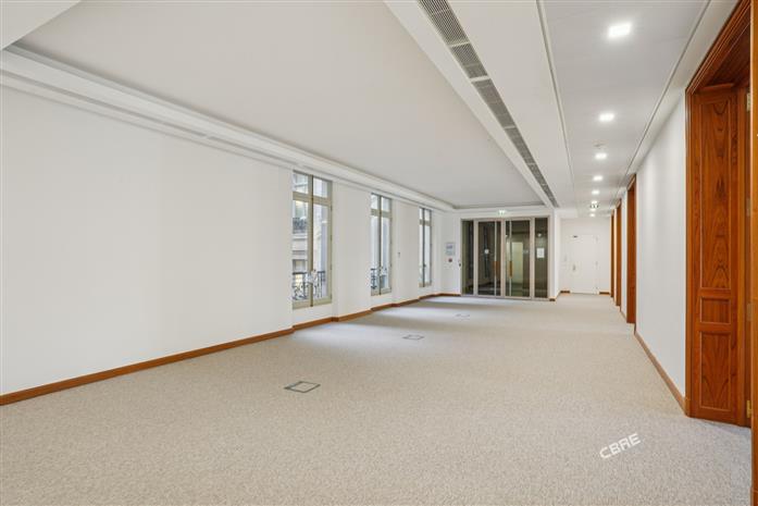 Bureau Location 75008 PARIS 116 AVENUE DES CHAMPS ELYSEES