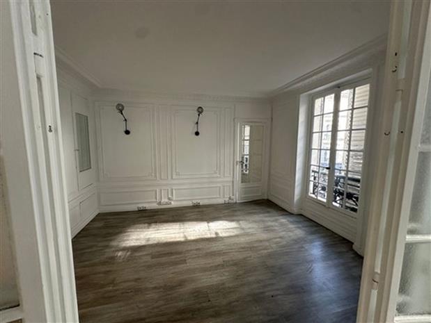 Bureau Location 75009 PARIS 56 RUE SAINT GEORGES