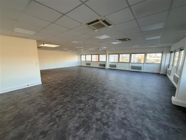 Local d'activités Location 91300 MASSY