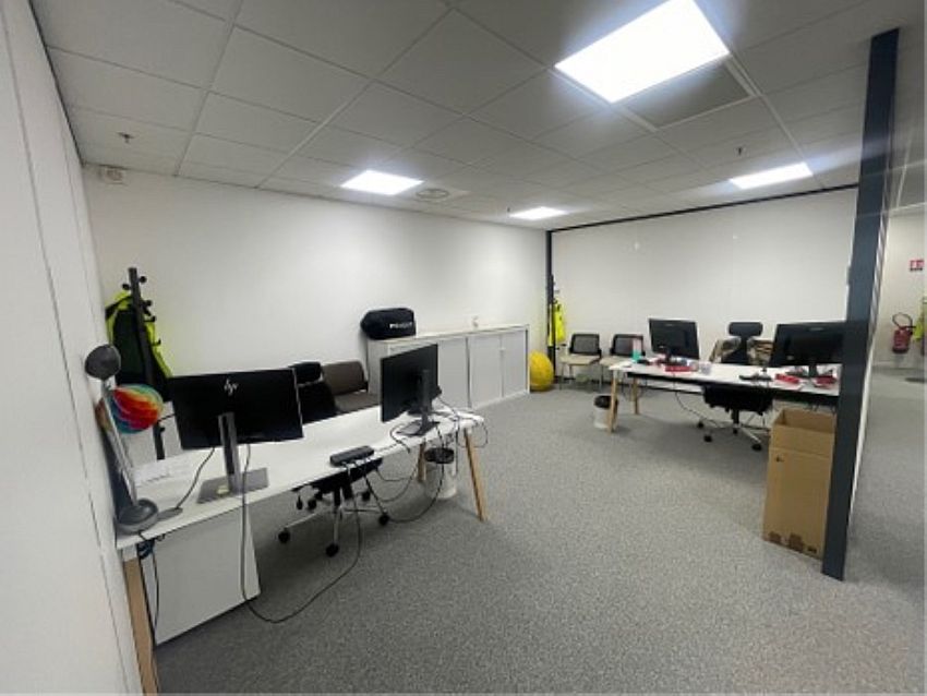 Entrepôt / Local d'activités Location 95470 SURVILLIERS