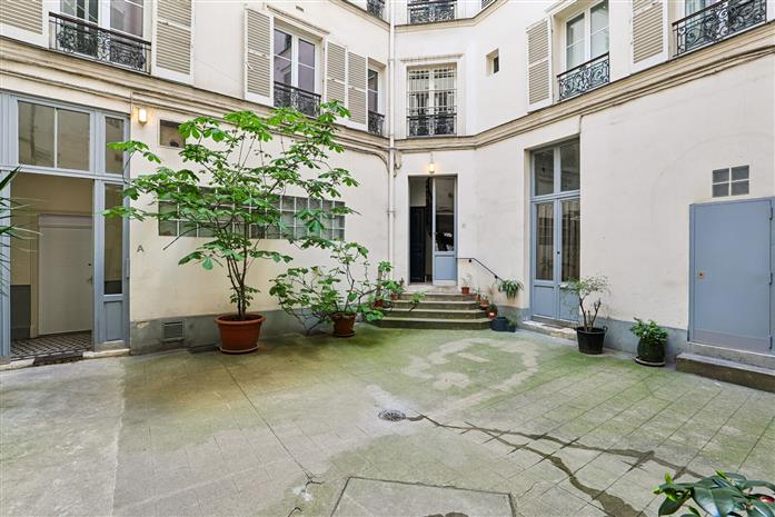 Bureau Location 75010 PARIS