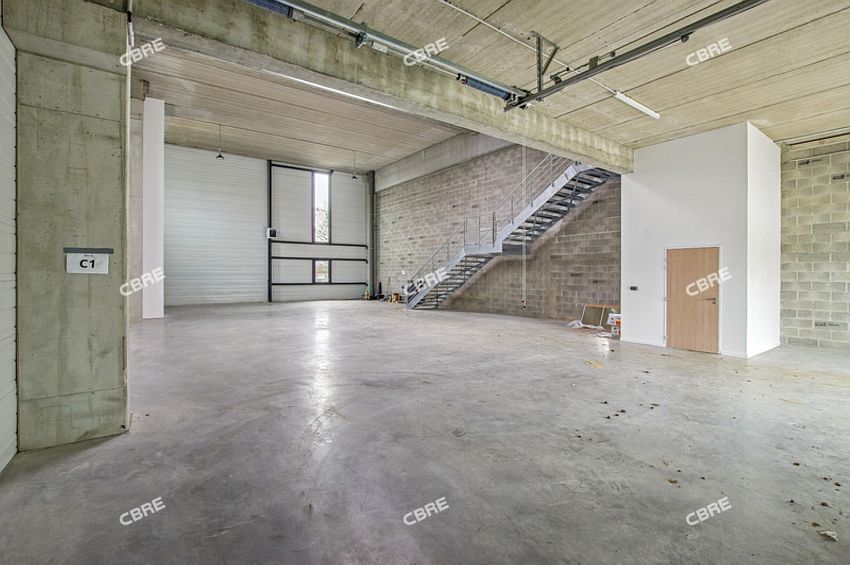 Local d'activités Location 93000 BOBIGNY