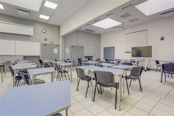 Bureau Location 75116 PARIS 24 RUE DE L'AMIRAL HAMELIN