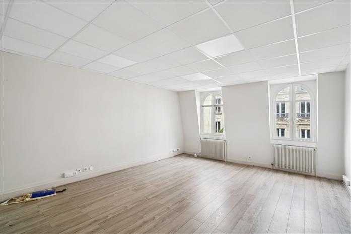 Bureau Location 75116 PARIS 15 RUE CORTAMBERT
