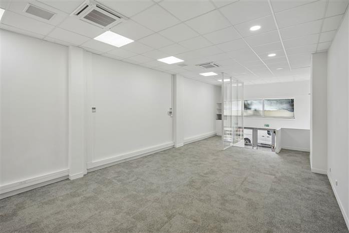 Bureau Location 75116 PARIS 42 AVENUE KLEBER
