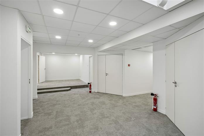Bureau Location 75116 PARIS 42 AVENUE KLEBER