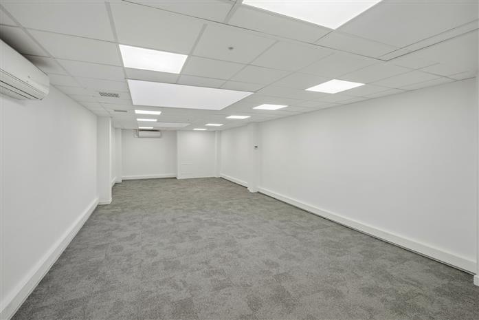 Bureau Location 75116 PARIS 42 AVENUE KLEBER