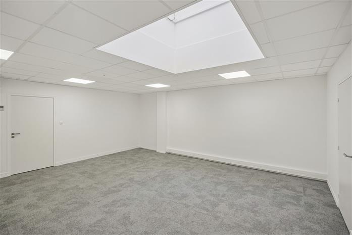 Bureau Location 75116 PARIS 42 AVENUE KLEBER