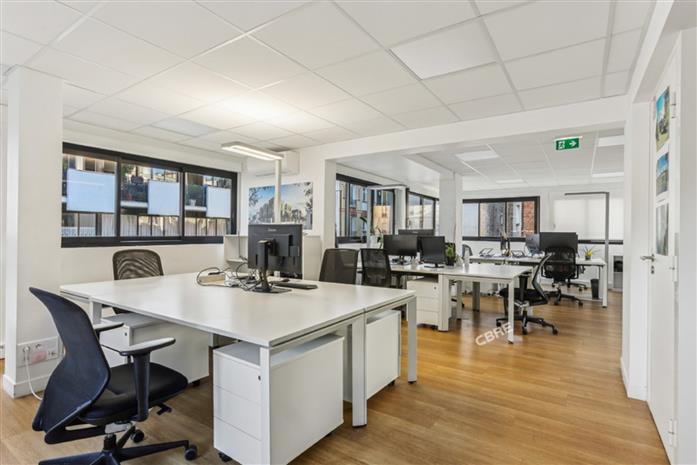 Bureau Location 75015 PARIS 202 RUE DE LA CROIX NIVERT