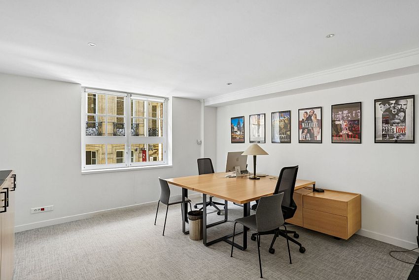 Bureau Location 75008 PARIS 69 BOULEVARD HAUSSMANN