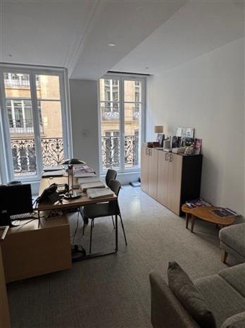 Bureau Location 75008 PARIS 69 BOULEVARD HAUSSMANN
