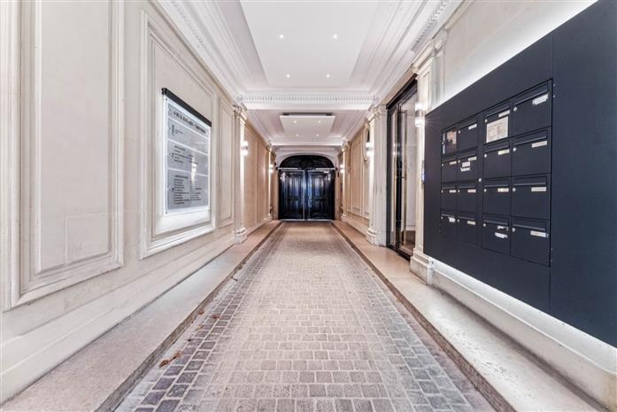 Bureau Location 75008 PARIS