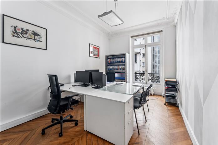 Bureau Location 75008 PARIS