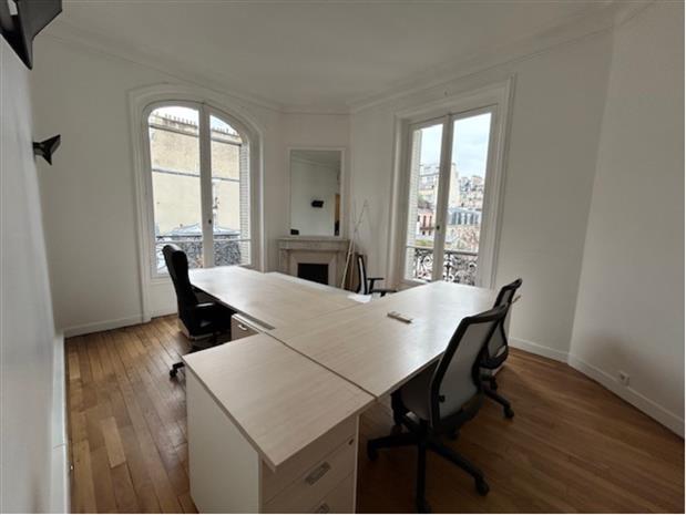 Bureau Location 75116 PARIS 44 RUE PAUL VALERY