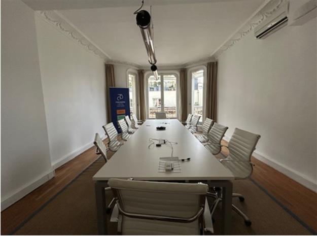 Bureau Location 75116 PARIS 44 RUE PAUL VALERY