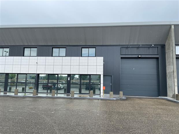 Local d'activités Location 69120 VAULX EN VELIN