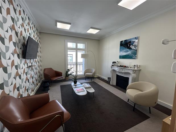 Bureau Location 75008 PARIS 17 RUE DE MIROMESNIL