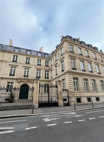 Bureau Location 75116 PARIS 8 RUE DE PRESBOURG
