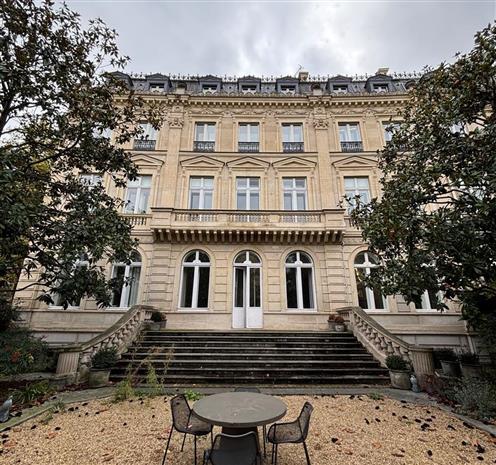 Bureau Location 75116 PARIS 8 RUE DE PRESBOURG