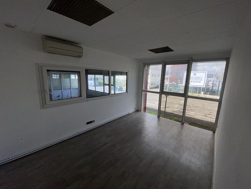 Local d'activités Location 93600 AULNAY SOUS BOIS