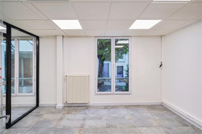 Bureau Location 92120 MONTROUGE 52-52 bis AVENUE DE LA REPUBLIQUE