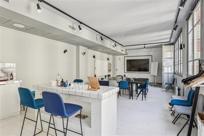 Bureau Location 75009 PARIS 7 RUE DE LIEGE