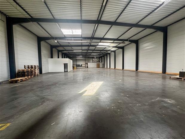 Local d'activités Vente/Location 69330 MEYZIEU