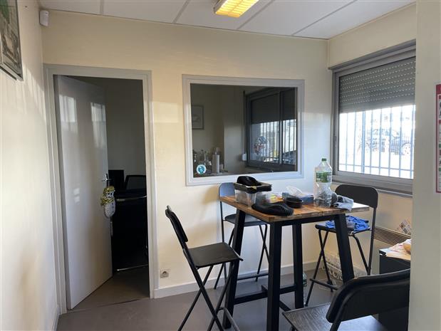 Local d'activités Location 69680 CHASSIEU