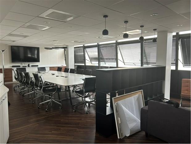 Bureau Location 75008 PARIS 19 RUE DU GENERAL FOY