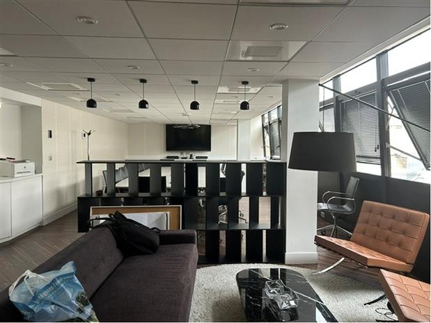 Bureau Location 75008 PARIS 19 RUE DU GENERAL FOY