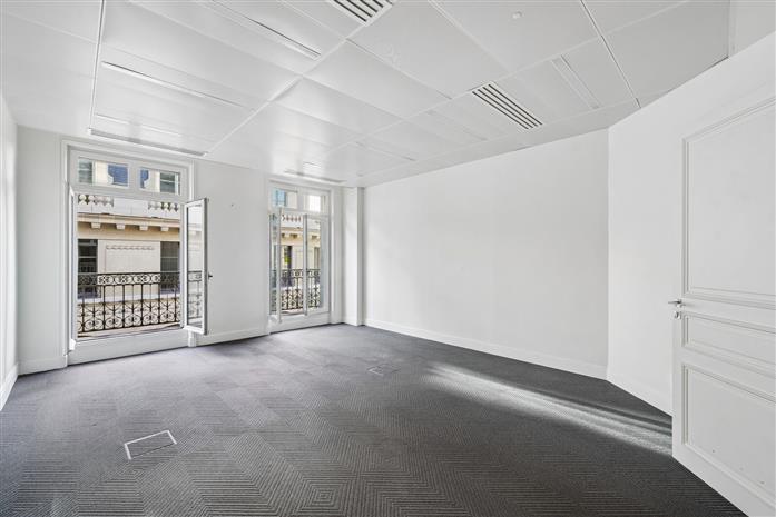 Bureau Location 75008 PARIS 65 RUE D'ANJOU