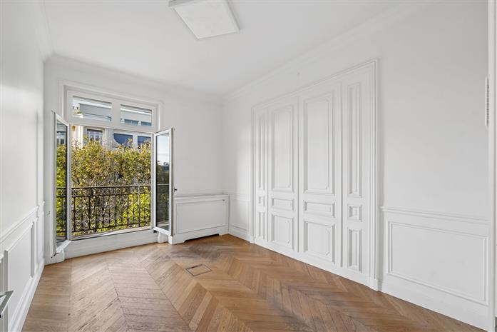 Bureau Location 75008 PARIS 65 RUE D'ANJOU