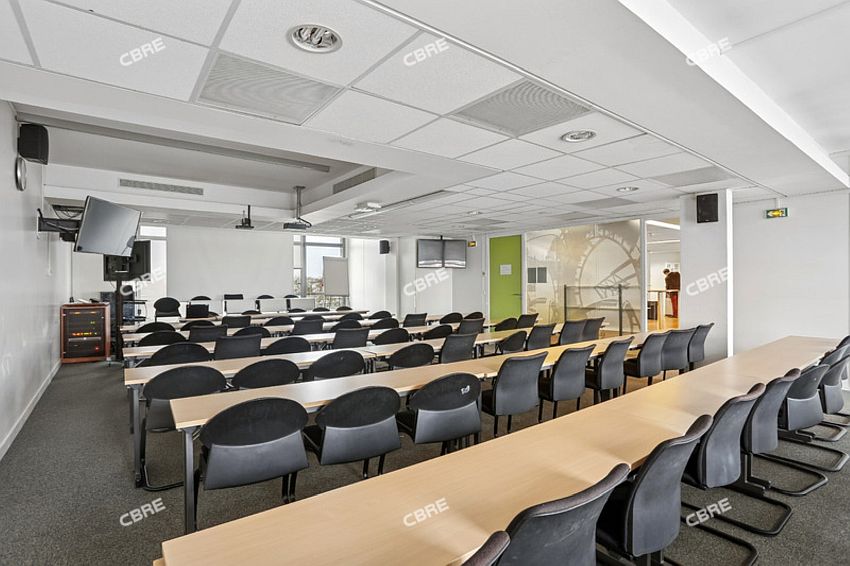 Bureau Location 93100 MONTREUIL 206-210 RUE DE PARIS