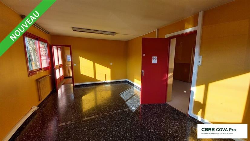 Local d'activités Location 25480 PIREY