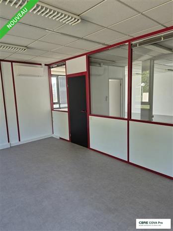 Bureau Location 25480 ECOLE VALENTIN