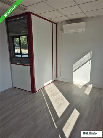 Bureau Location 25480 ECOLE VALENTIN