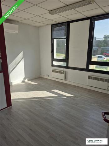 Bureau Location 25480 ECOLE VALENTIN