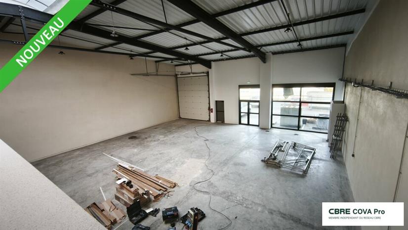 Commerce Location 25770 FRANOIS