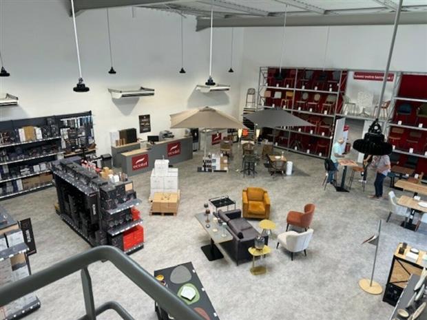 Commerce Location 68390 SAUSHEIM