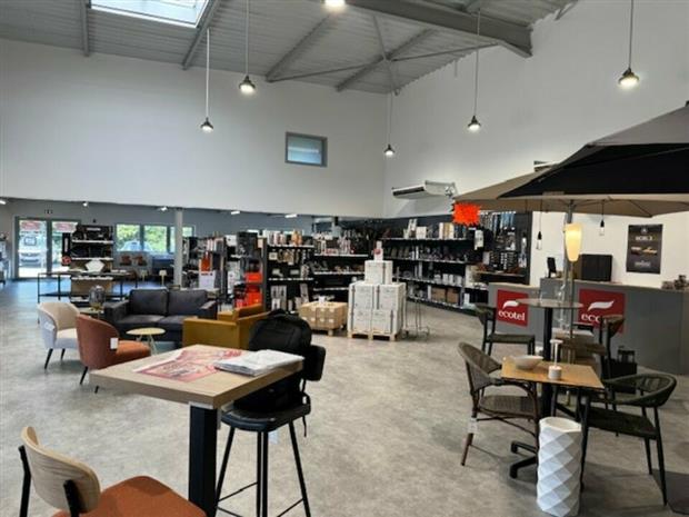 Commerce Location 68390 SAUSHEIM