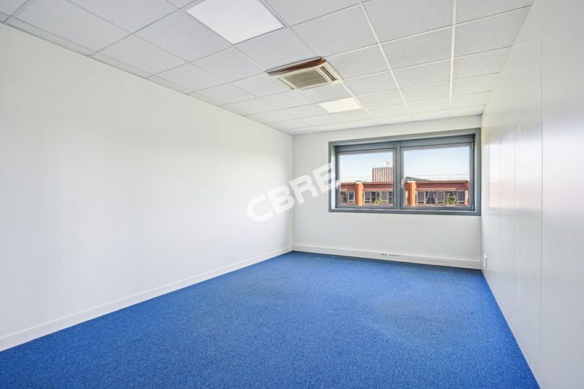 Bureau Location 78280 GUYANCOURT