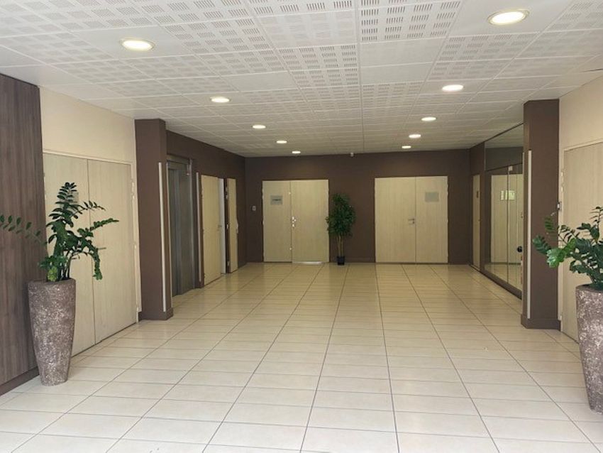 Bureau Location 13290 AIX EN PROVENCE