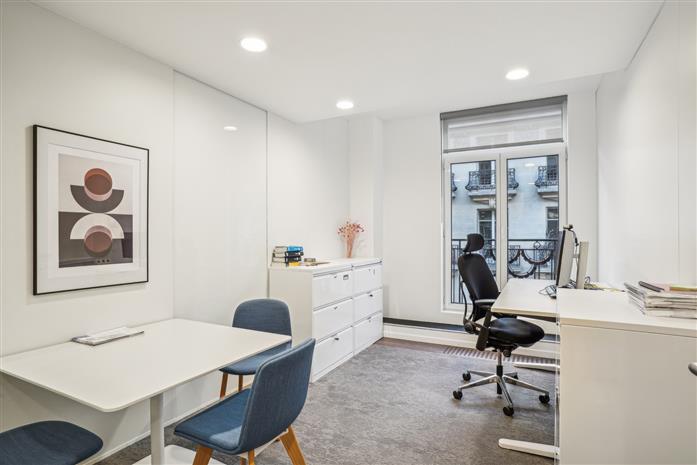 Bureau Location 75008 PARIS 21-25 RUE BALZAC