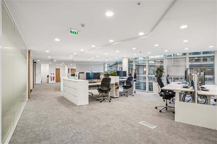 Bureau Location 75008 PARIS 21-25 RUE BALZAC