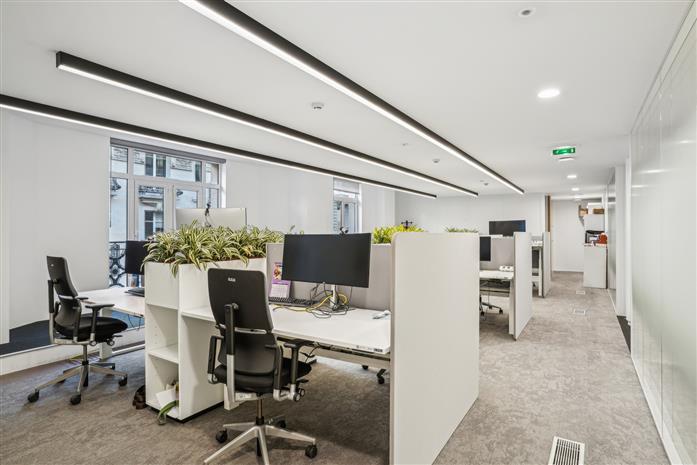 Bureau Location 75008 PARIS 21-25 RUE BALZAC