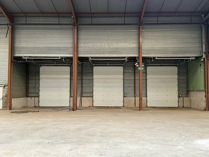 Entrepôt / Local d'activités Location 68480 ROPPENTZWILLER