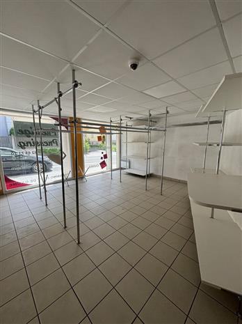 Commerce Location 68400 RIEDISHEIM